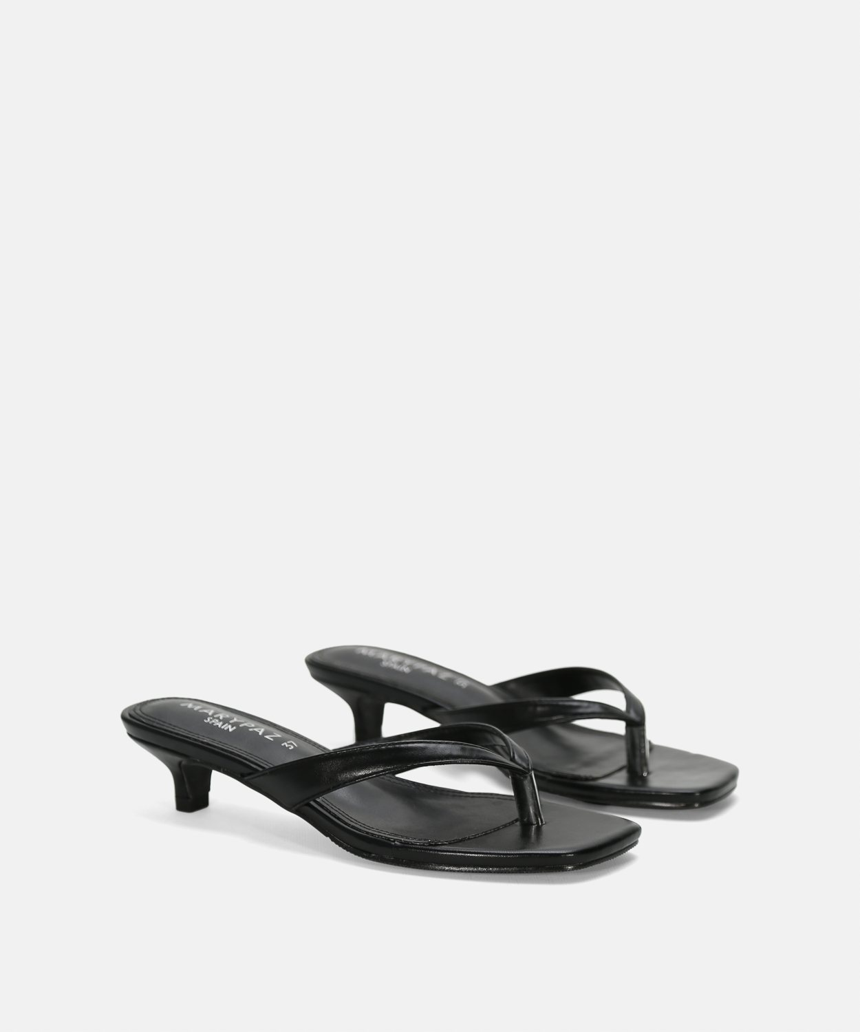 Sand&aacute;lia com salto efeito napa image number null